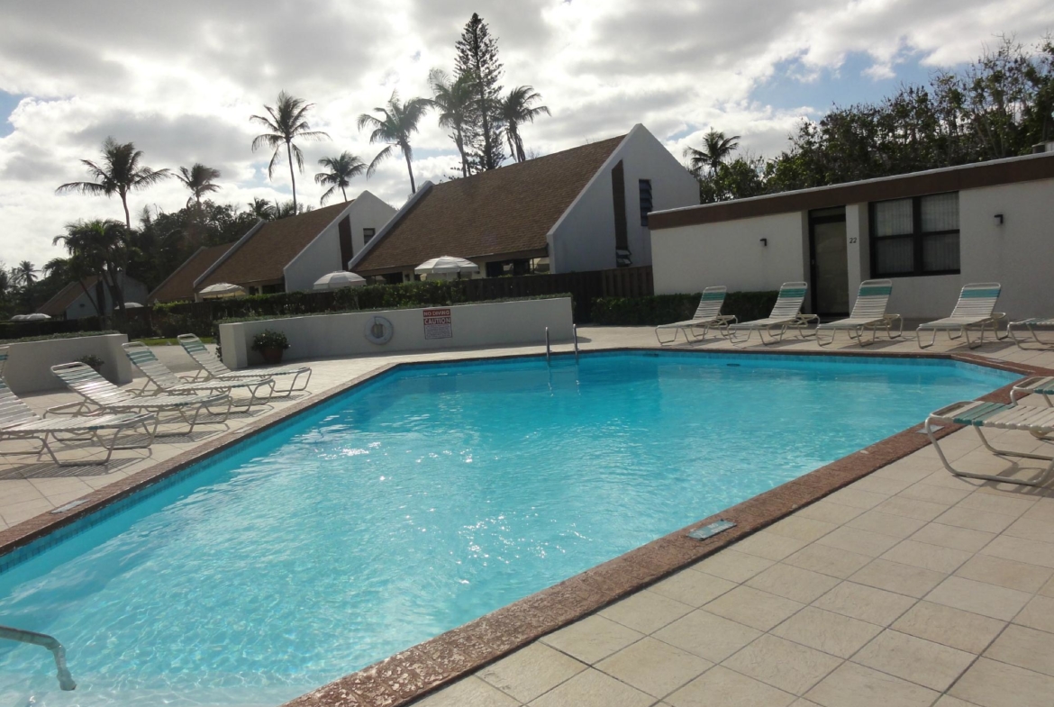 West Wind Club Pool Area