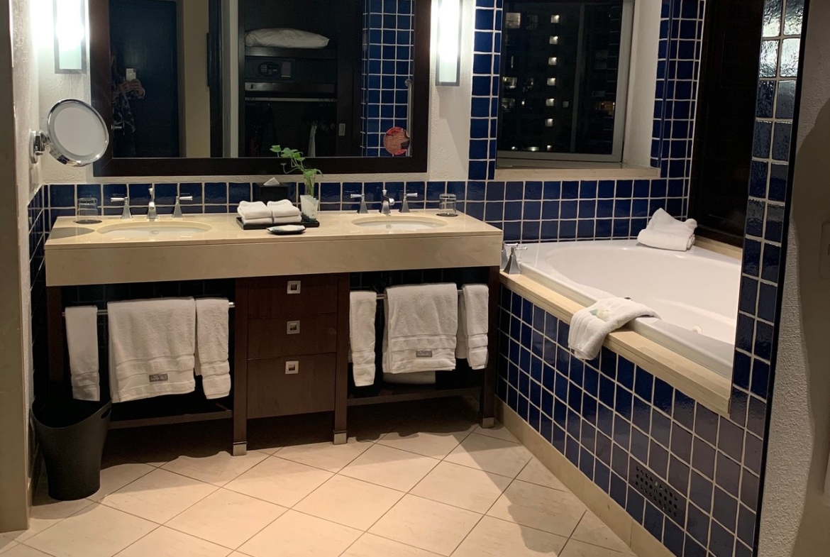 Westin Lagunamar Ocean Resort Bathroom