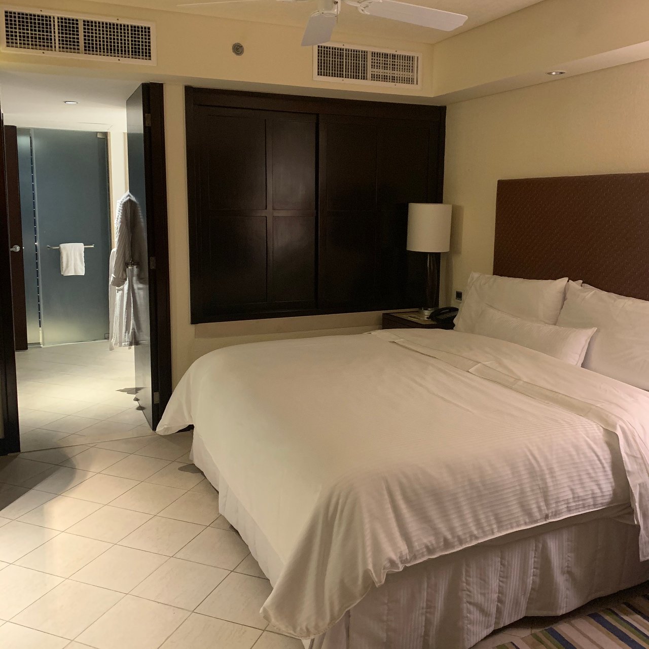 Westin Lagunamar Ocean Resort Bedroom
