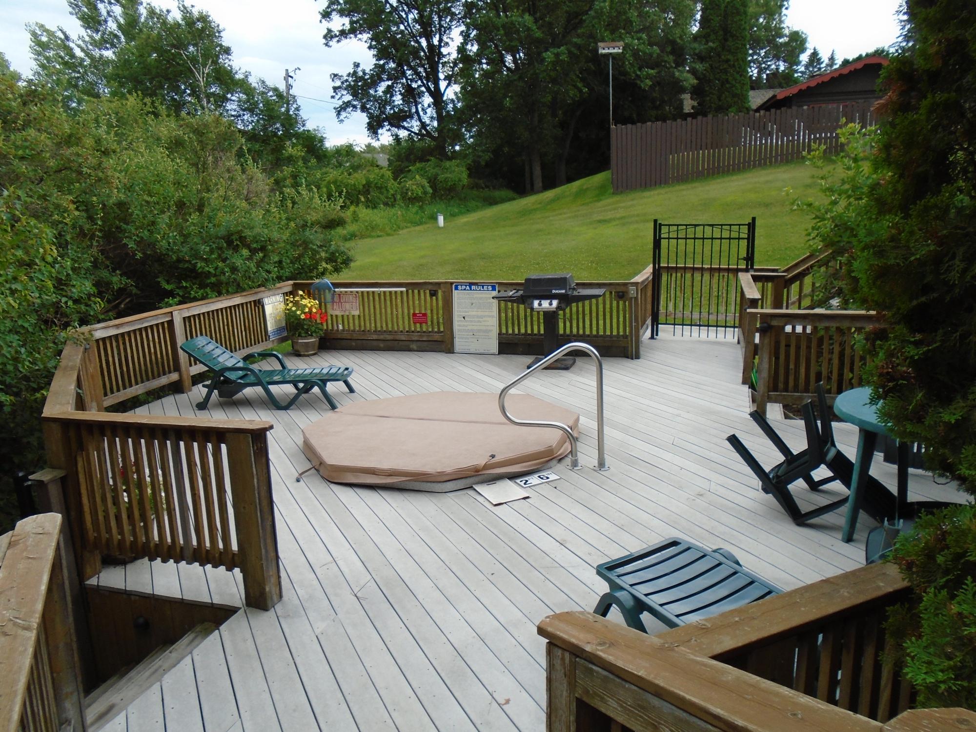 White Birch at Breezy Point Resort Patio