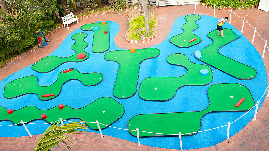 Bluegreen At Tradewinds Mini Golf