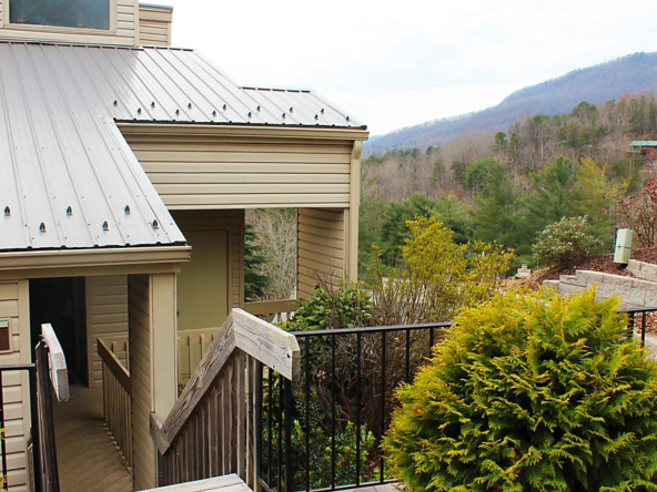 Foxrun Townhouses Exterior