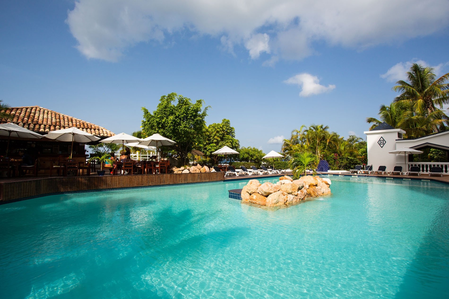 Sapphire Beach Club & Resort Pool