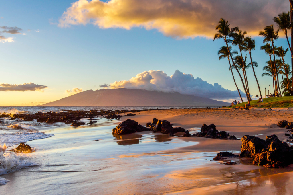 Maui Timeshare vs Hotel