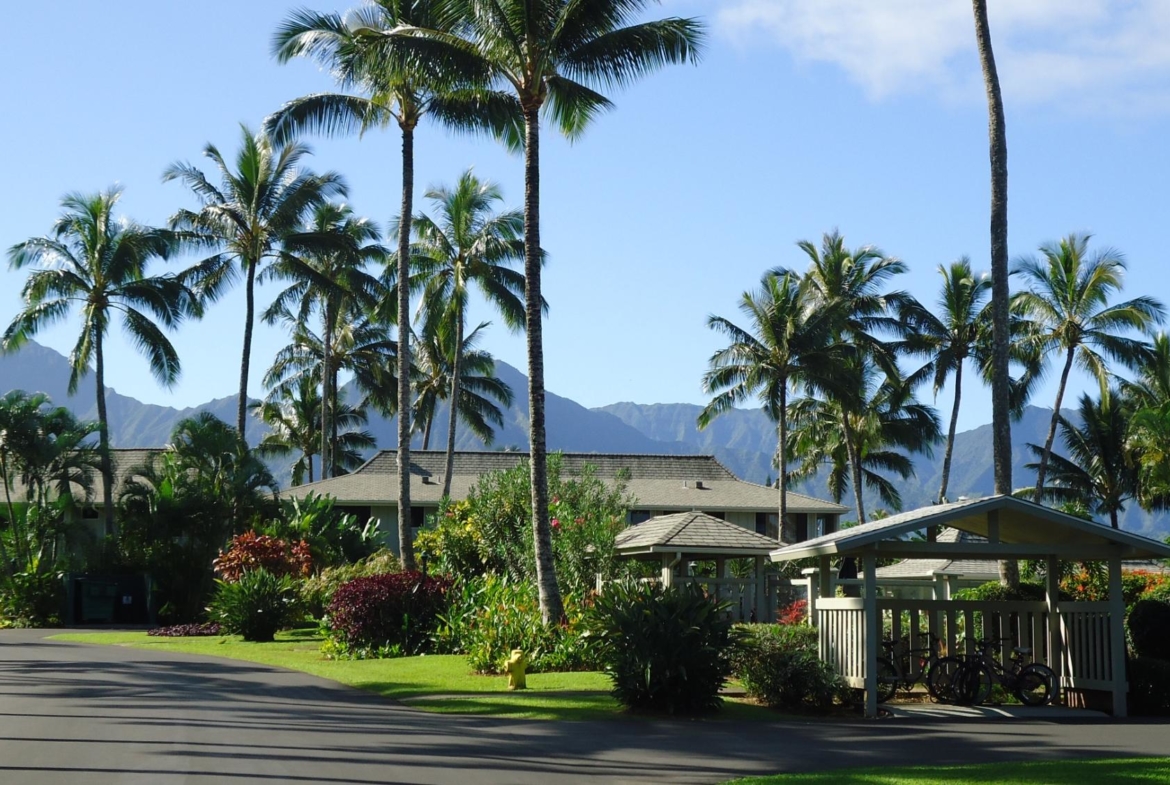 Alii Kai Resort Outside