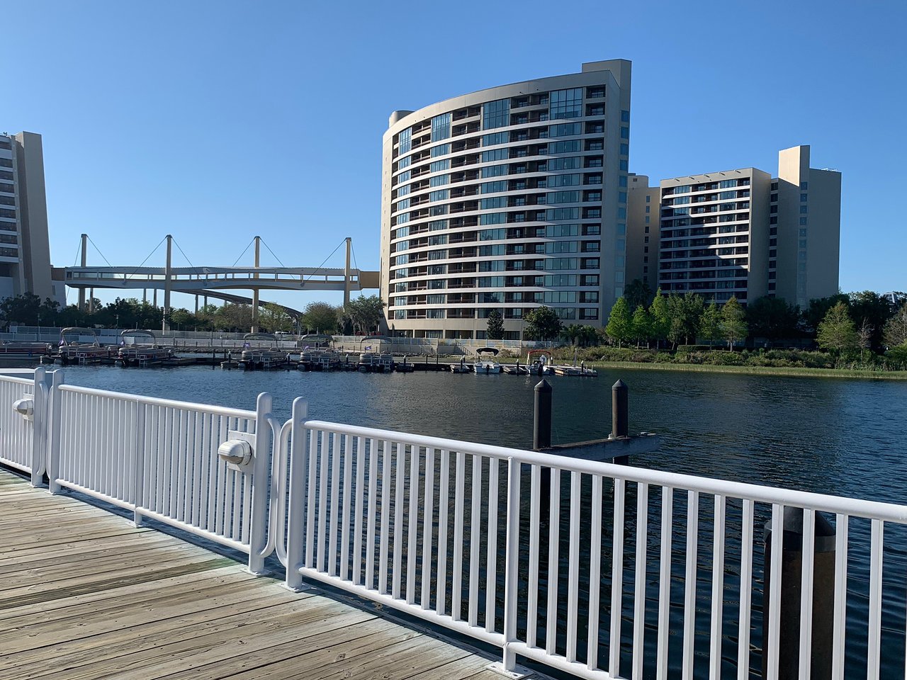 Disney's Bay Lake Tower At The Contemporary Exterior