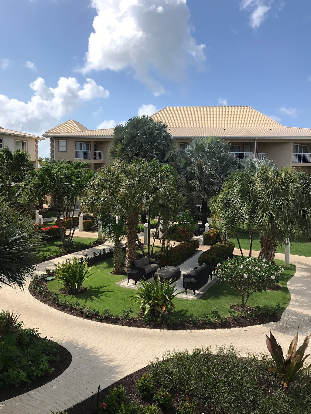Grand Caymanian Resort Outside Area