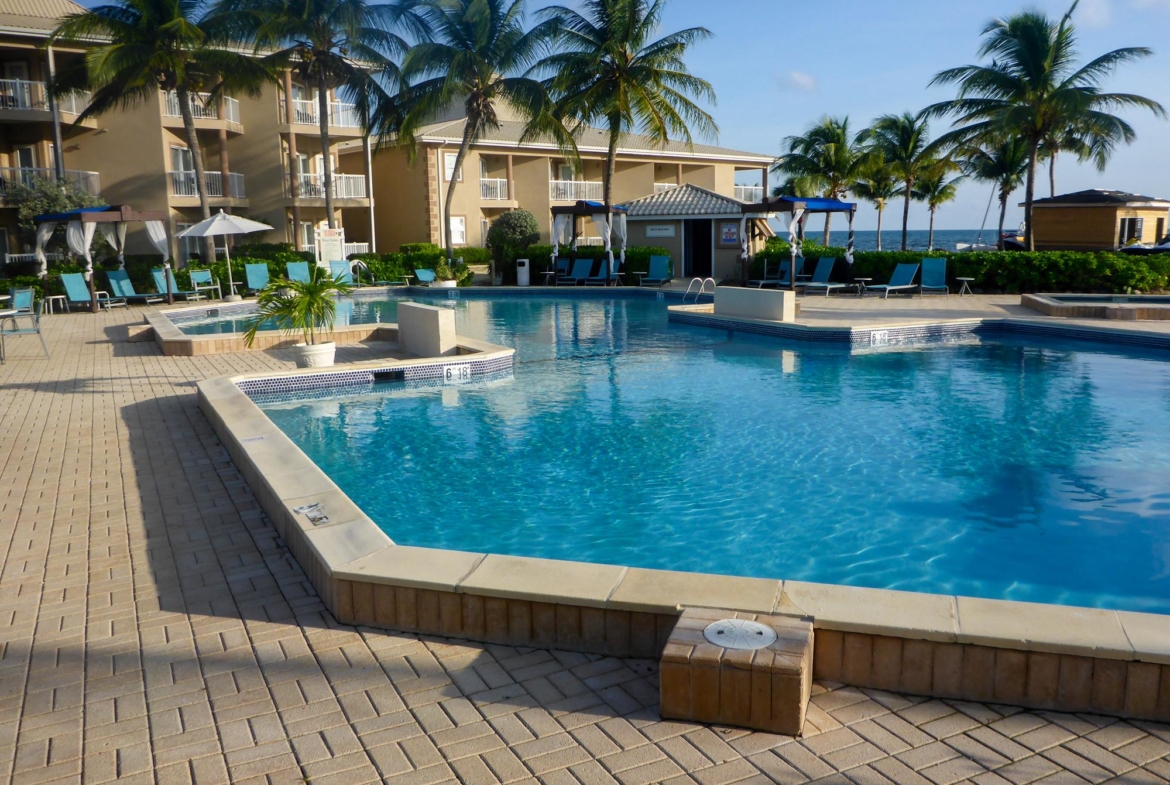 Grand Caymanian Resort Pool