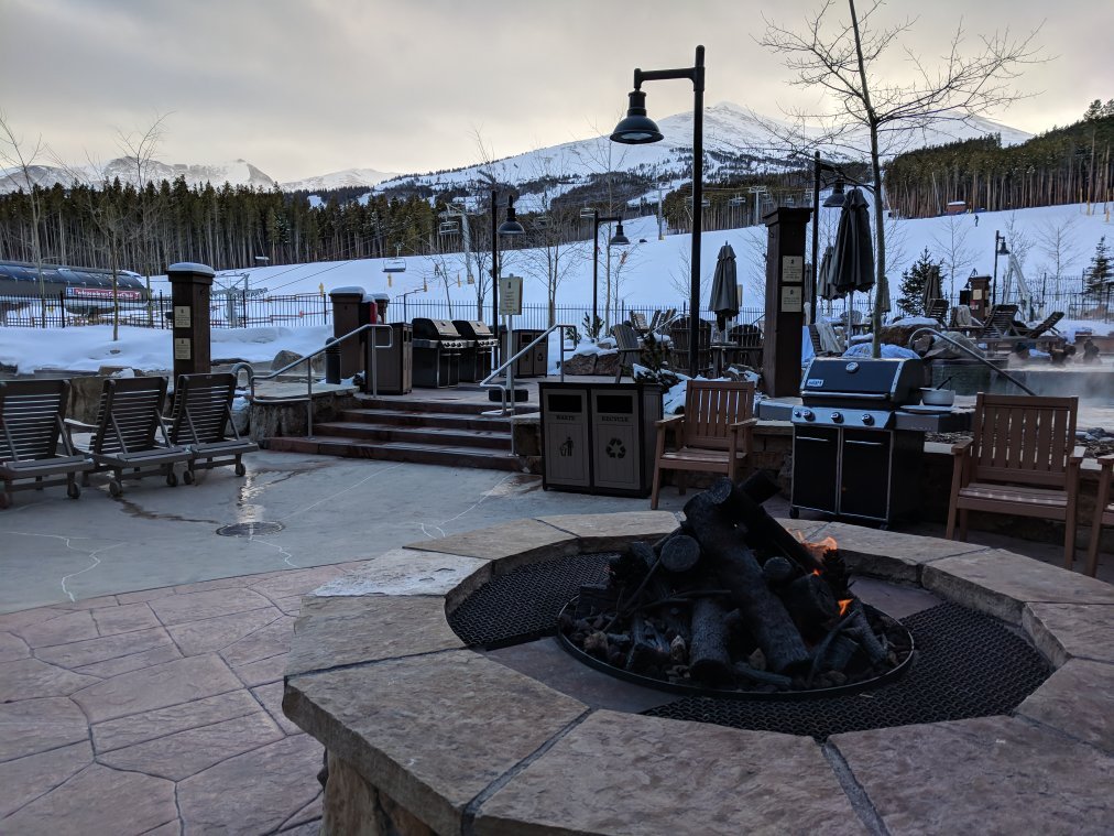 Grand Lodge on Peak 7 Barbeque Area