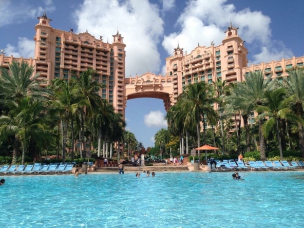 Harborside Resort At Atlantis Pool