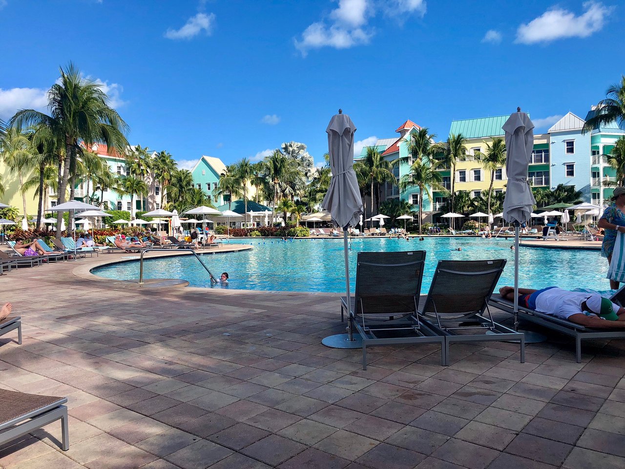 Harborside Resort At Atlantis Poolside