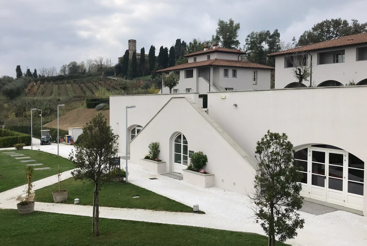 Hilton Grand Vacations Club at Borgo alle Vigne Exterior