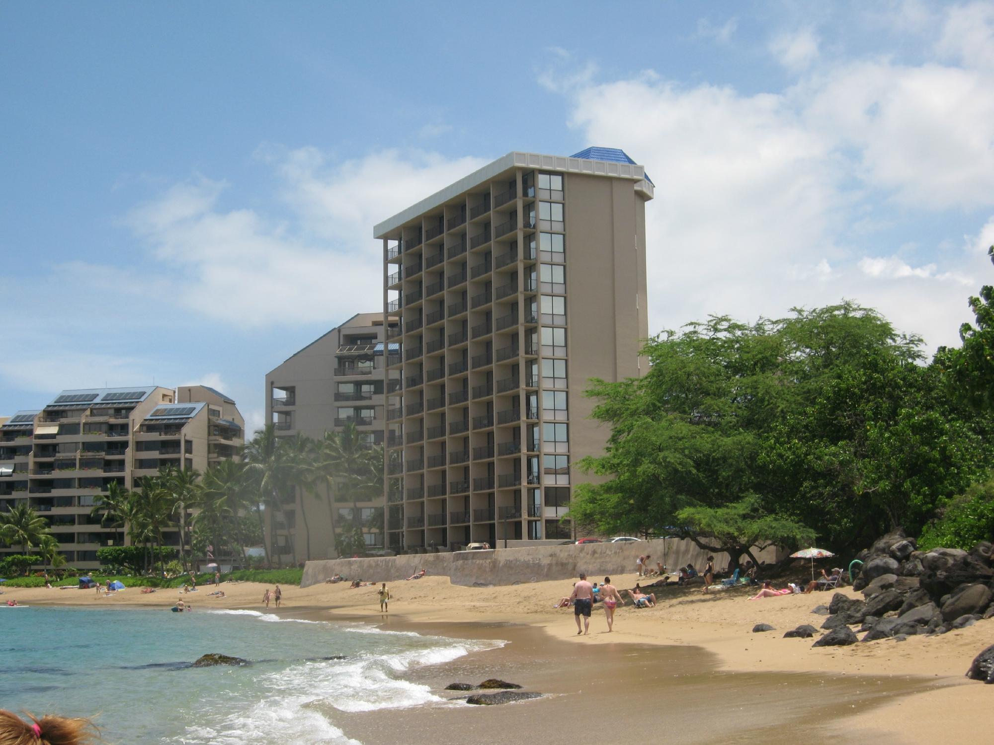 Kahana Beach Resort Exterior