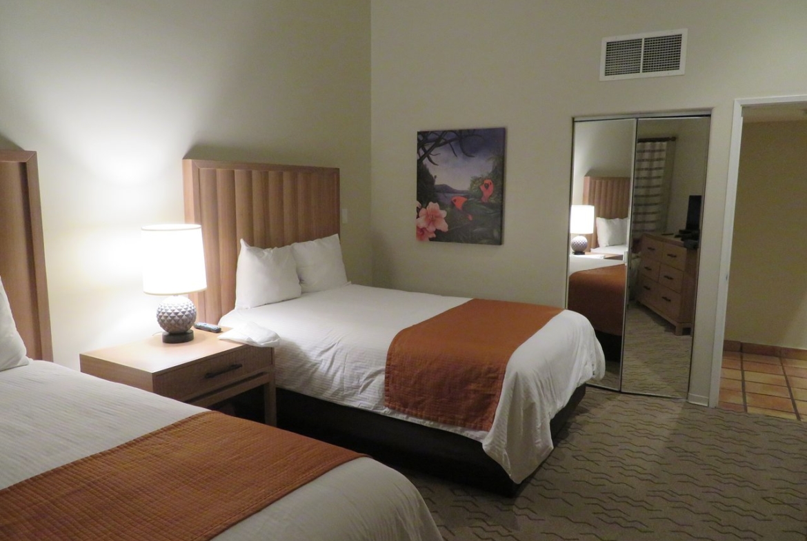 Kona Coast Resort Double Bed