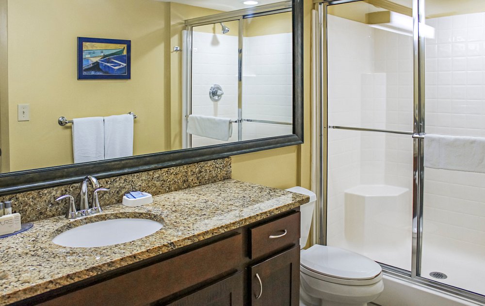 timeshare bathroom daytona