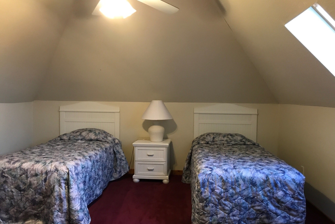 Barrier Island Station Double Bed