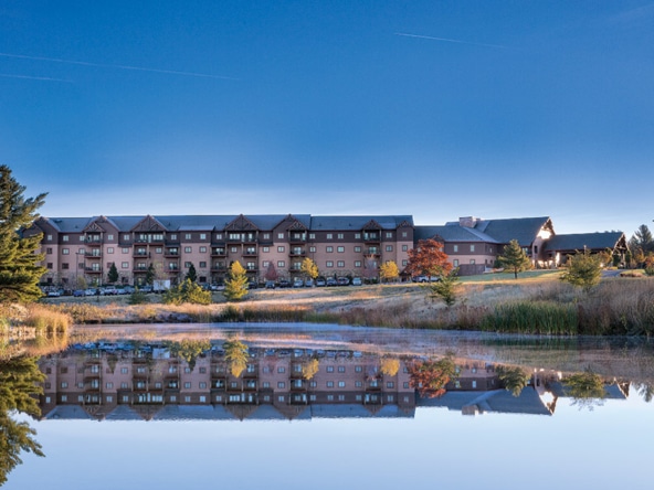 Club Wyndham Glacier Canyon Exterior Alt