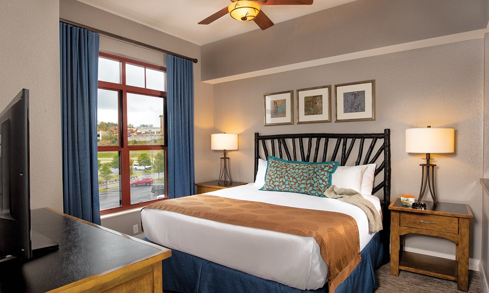 Club Wyndham Great Smokies Lodge Bed