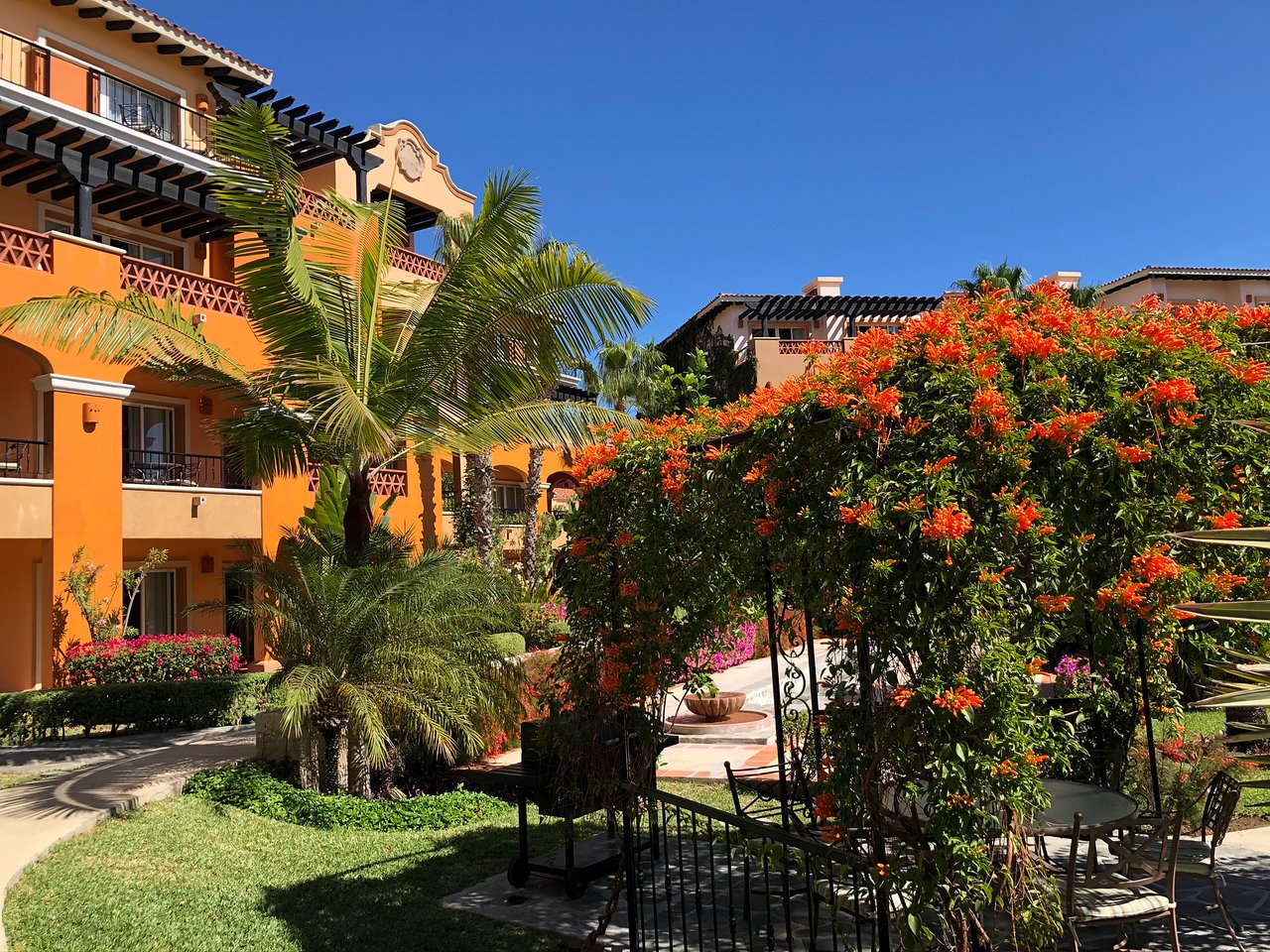 Hacienda del Mar Los Cabos Outside Building