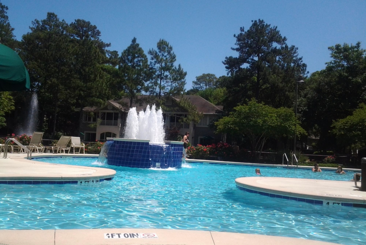 Island Links Resort Pool Area