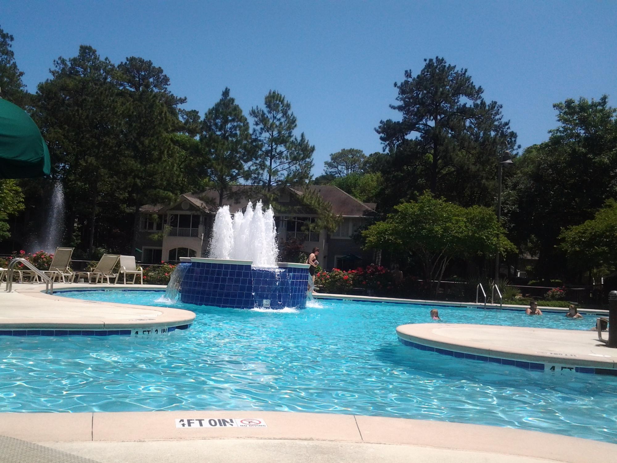 Island Links Resort Pool Area