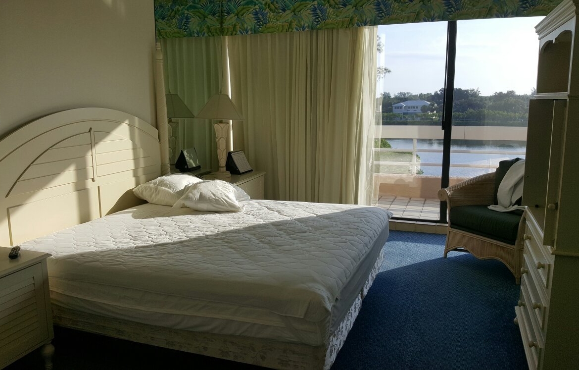 Longboat Bay Club Bed