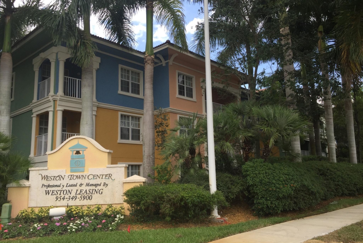 Mizner Place at Weston Town Center Exterior