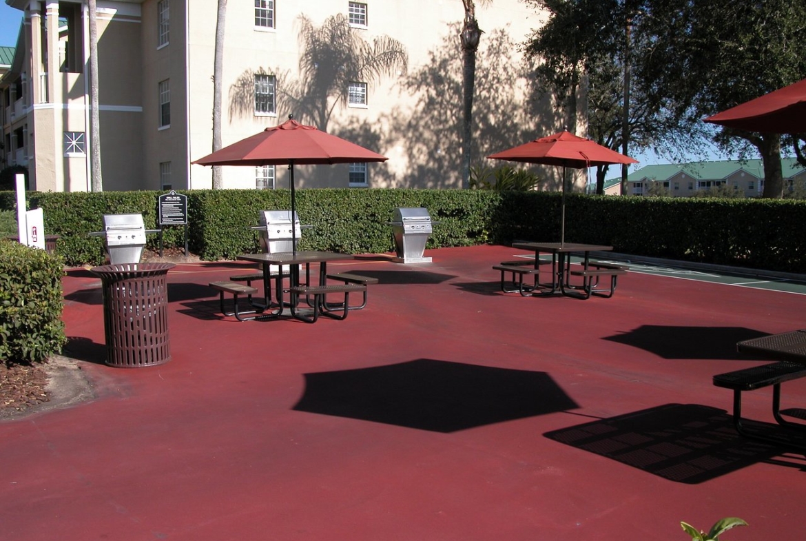 Mystic Dunes Resort and Golf Club BBQ Area