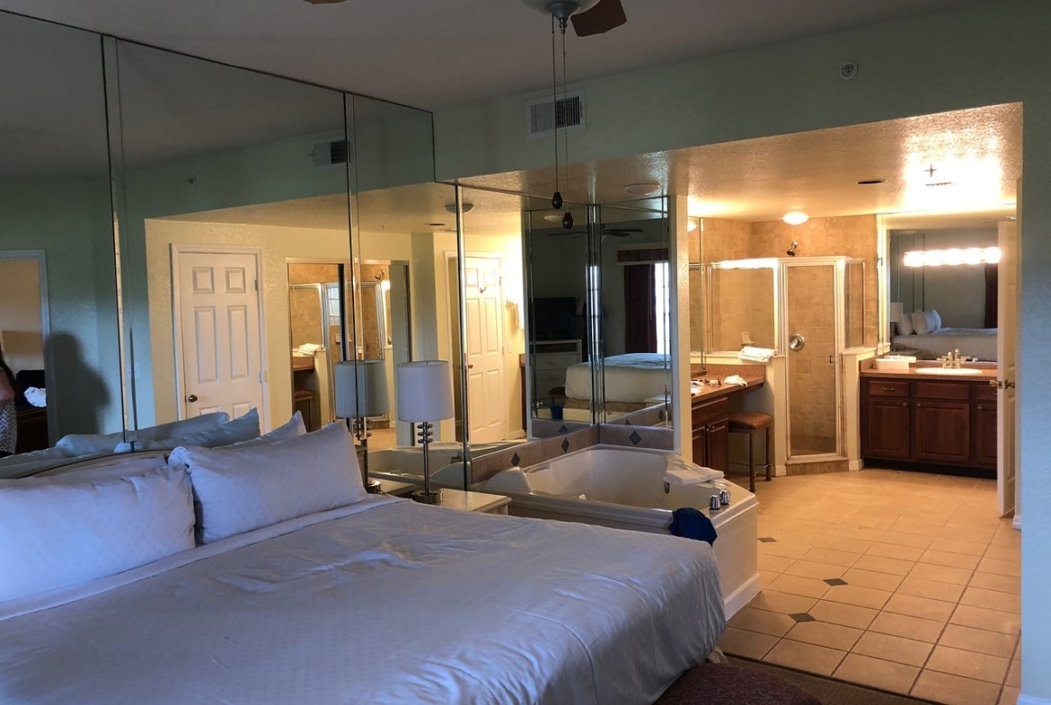 Mystic Dunes Resort and Golf Club Bed Bath