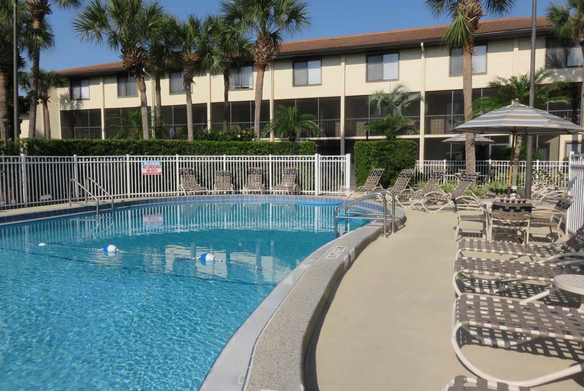 Orlando International Resort Club Pool