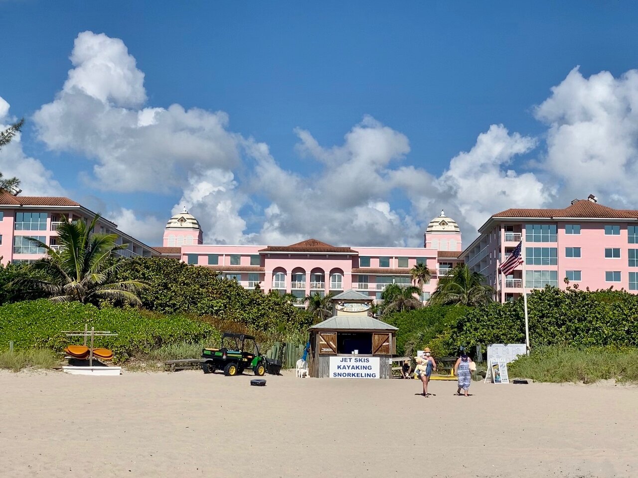 Palm Beach Shores Resort and Vacation Villas Exterior