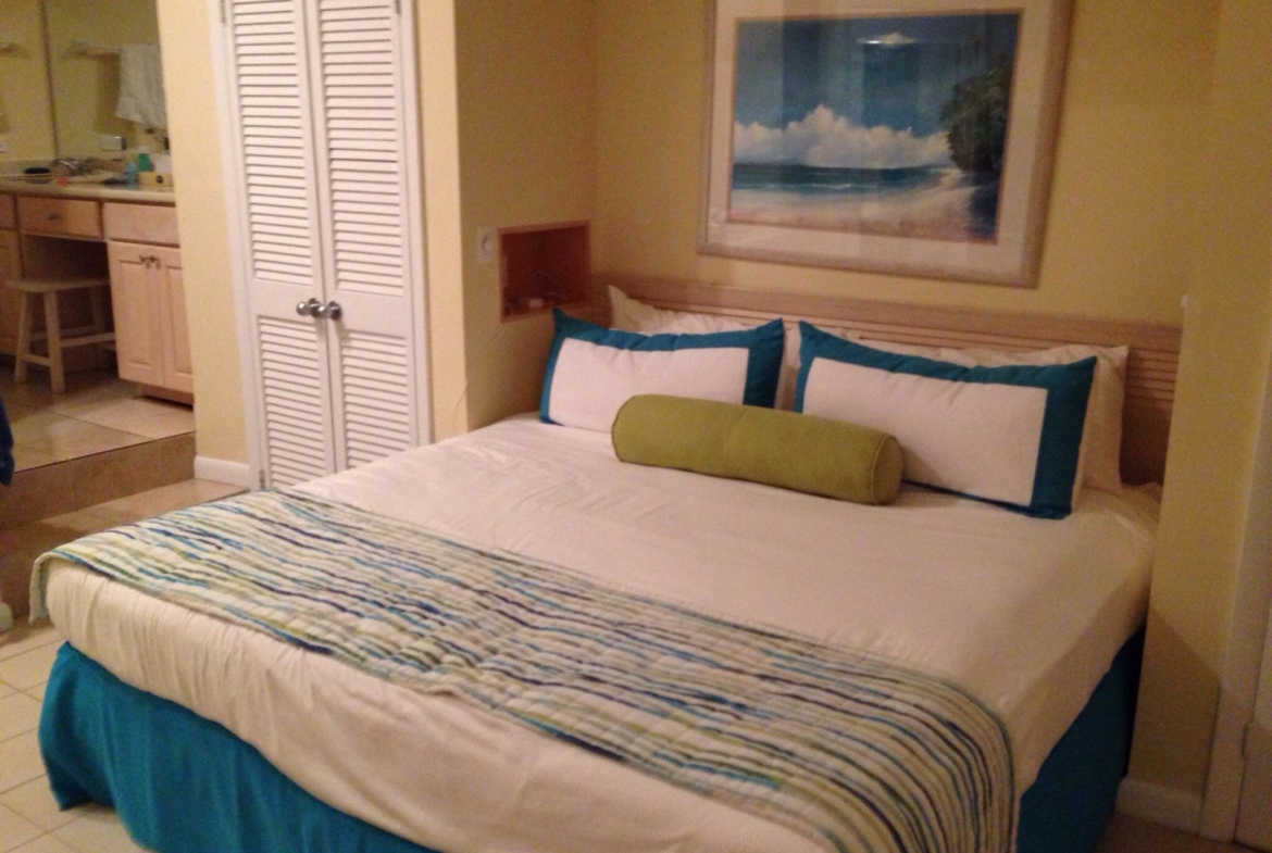 Paradise Island Beach Club Bedroom