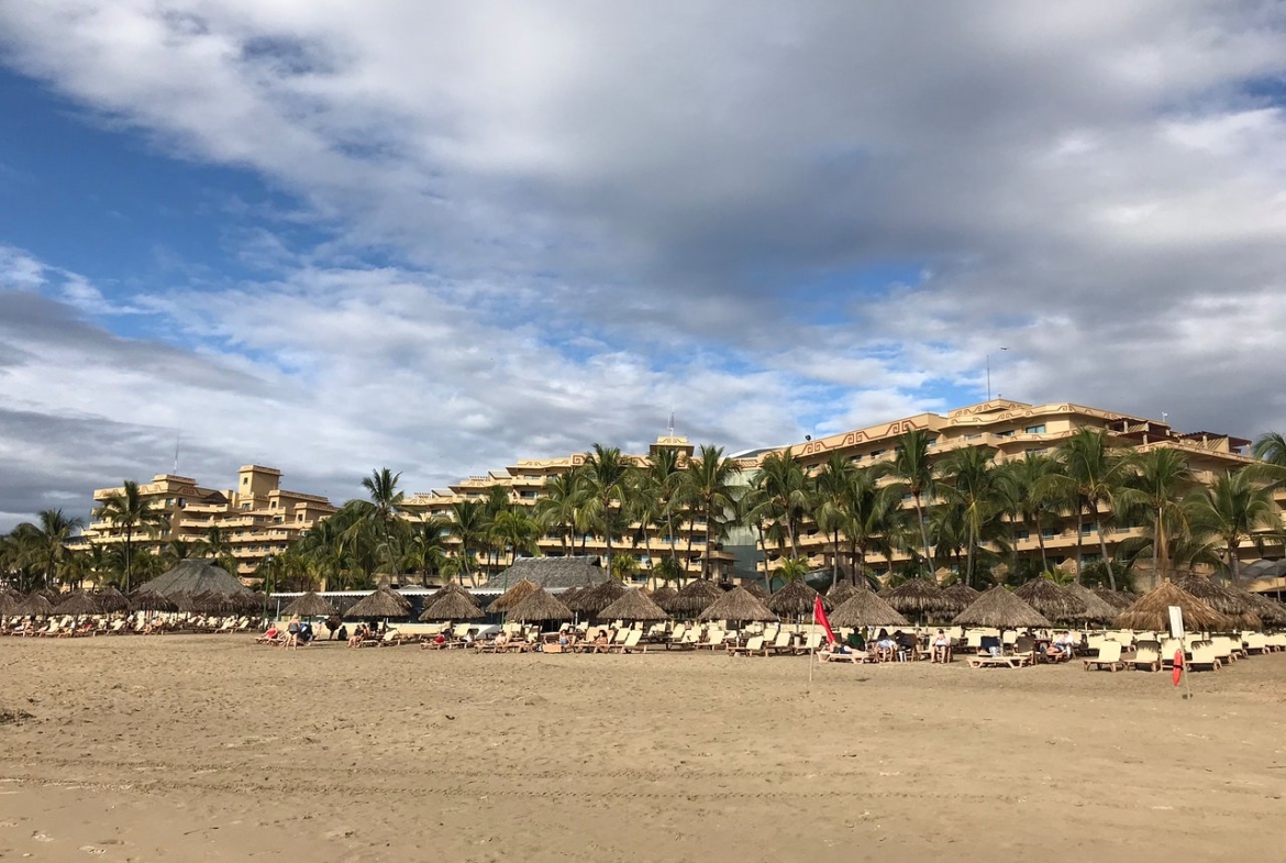 Paradise Village Beach Resort and Spa Exterior