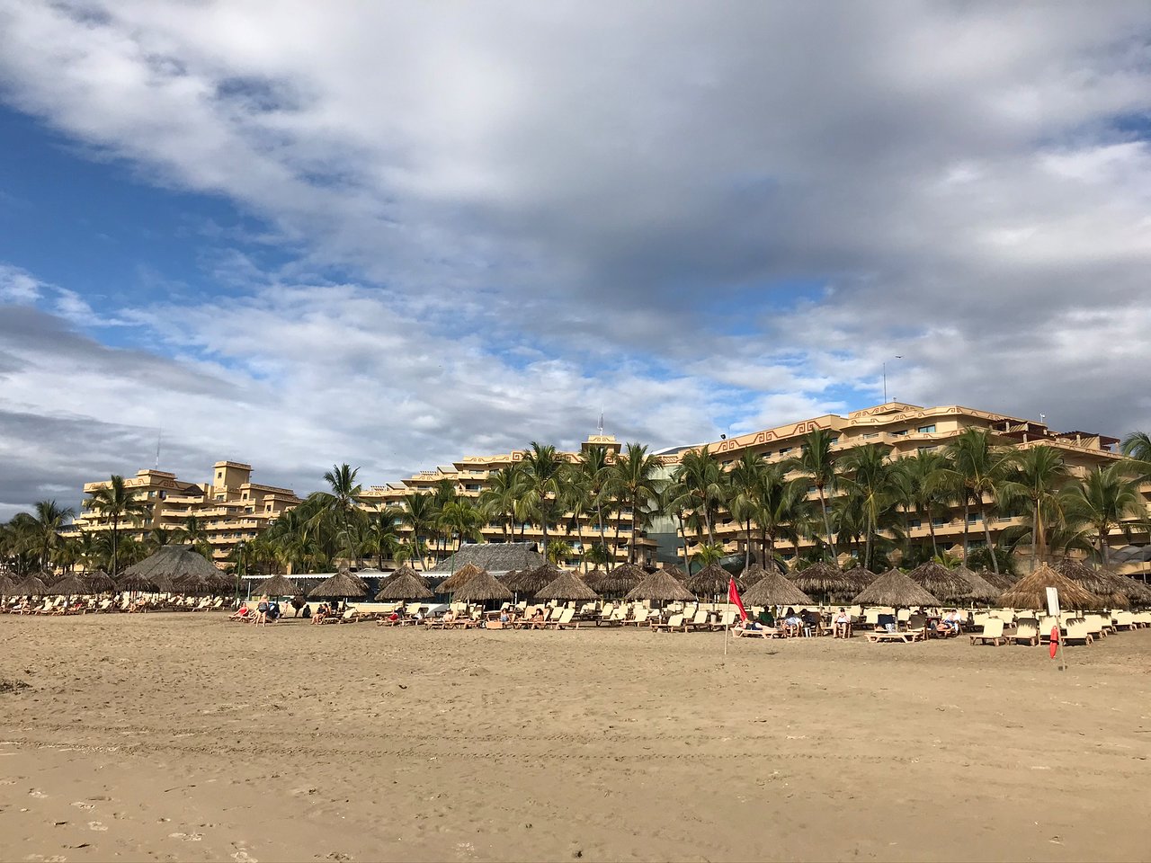 Paradise Village Beach Resort and Spa Exterior