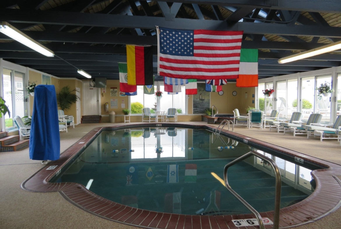 Pier 7 Condominiums Indoor Pool