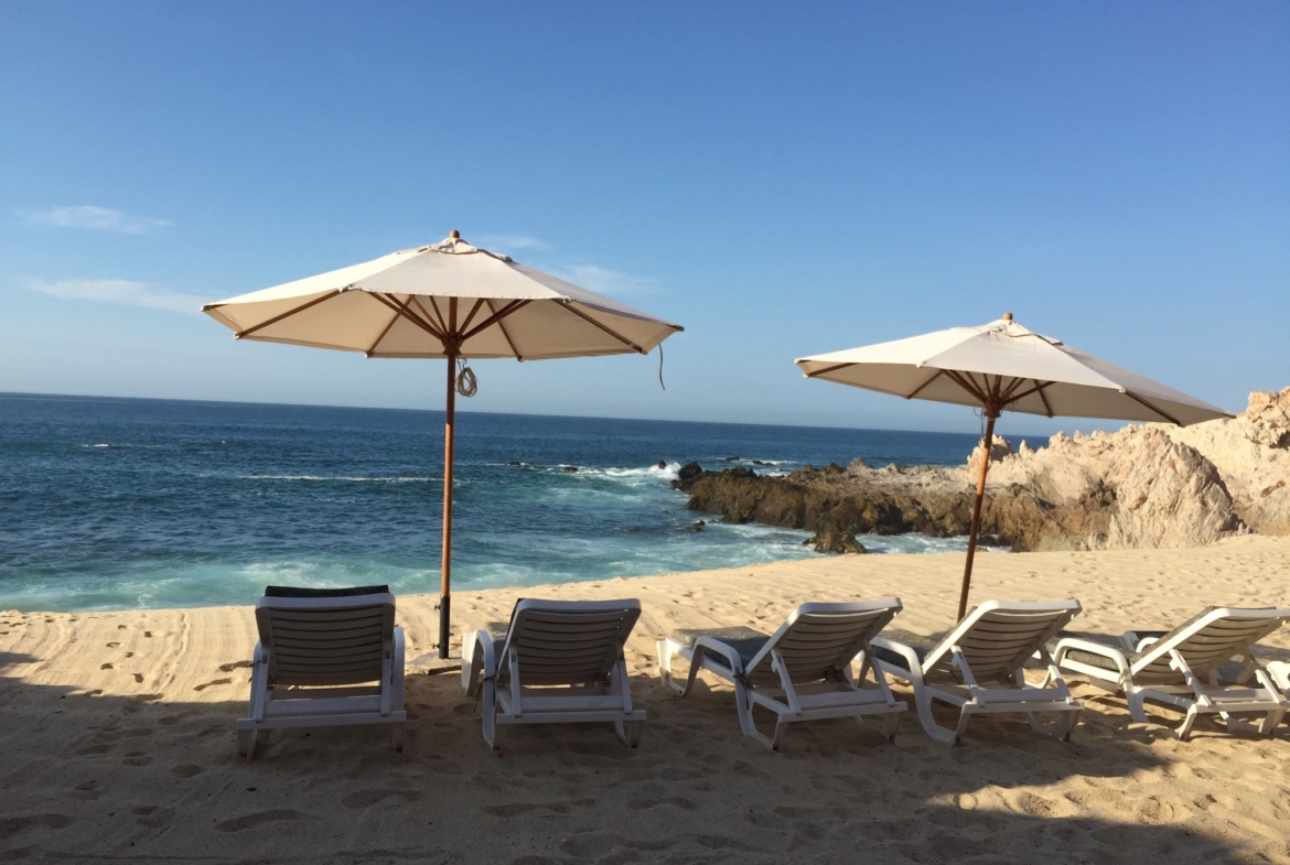 Raintrees Club Regina Los Cabos Beach Lounge