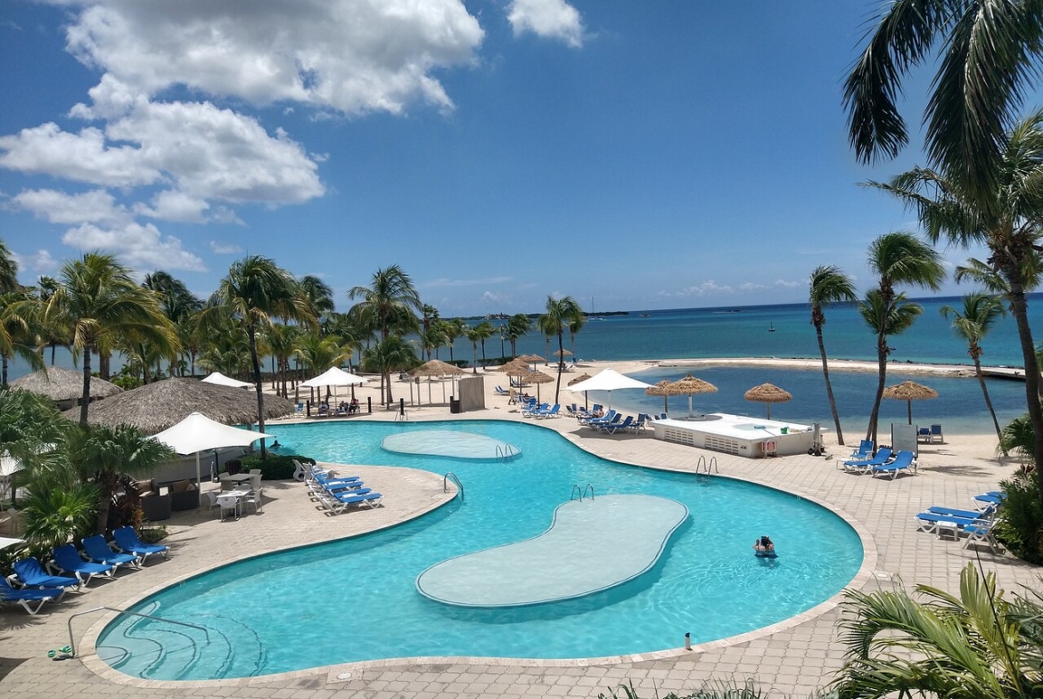 Renaissance Aruba Resort and Casino Pool