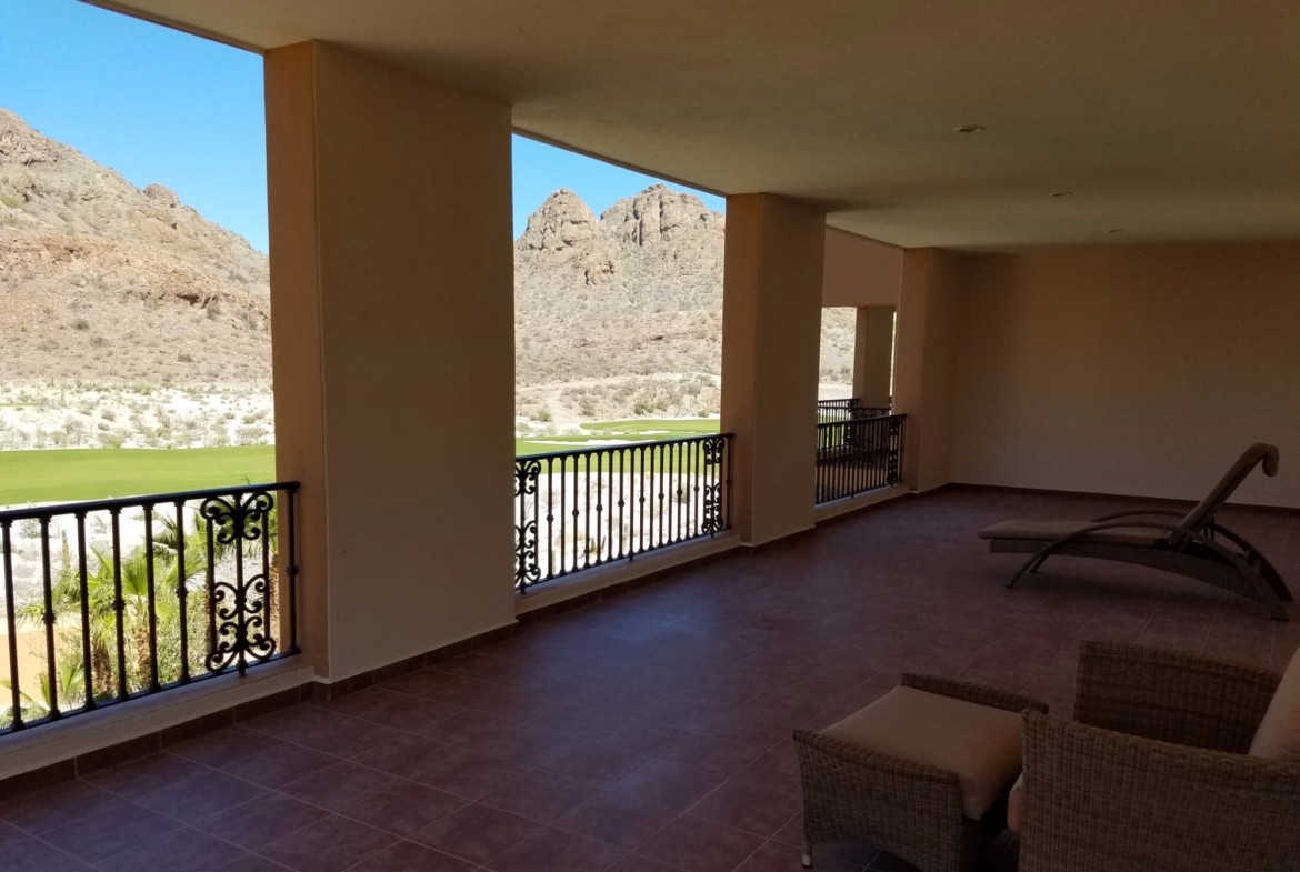 Villa del Palmar Loreto Balcony Lounge