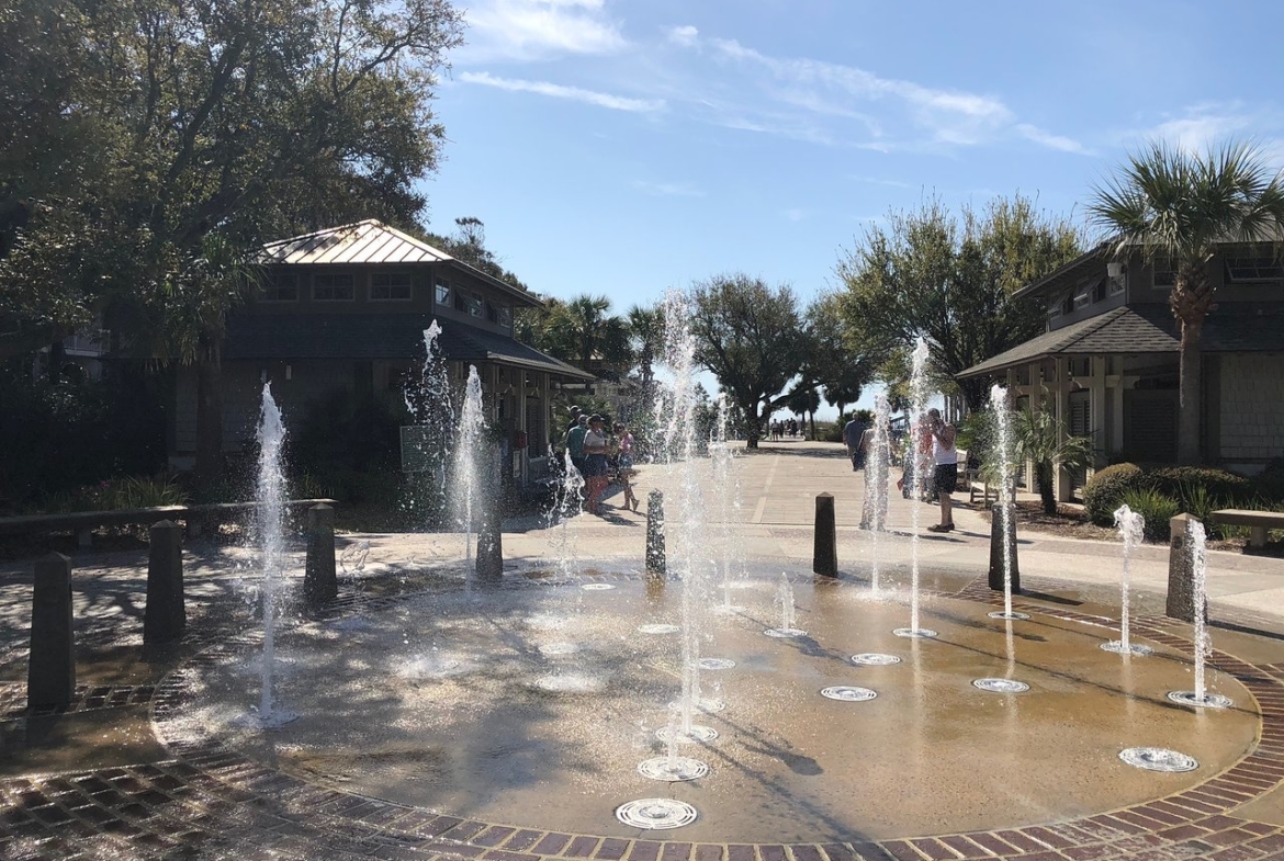 Waterside by Spinnaker Water Feature