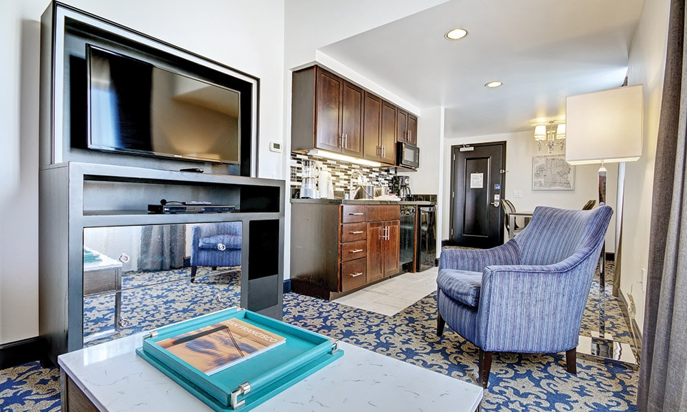 Wyndham Canterbury at San Francisco Living Alt