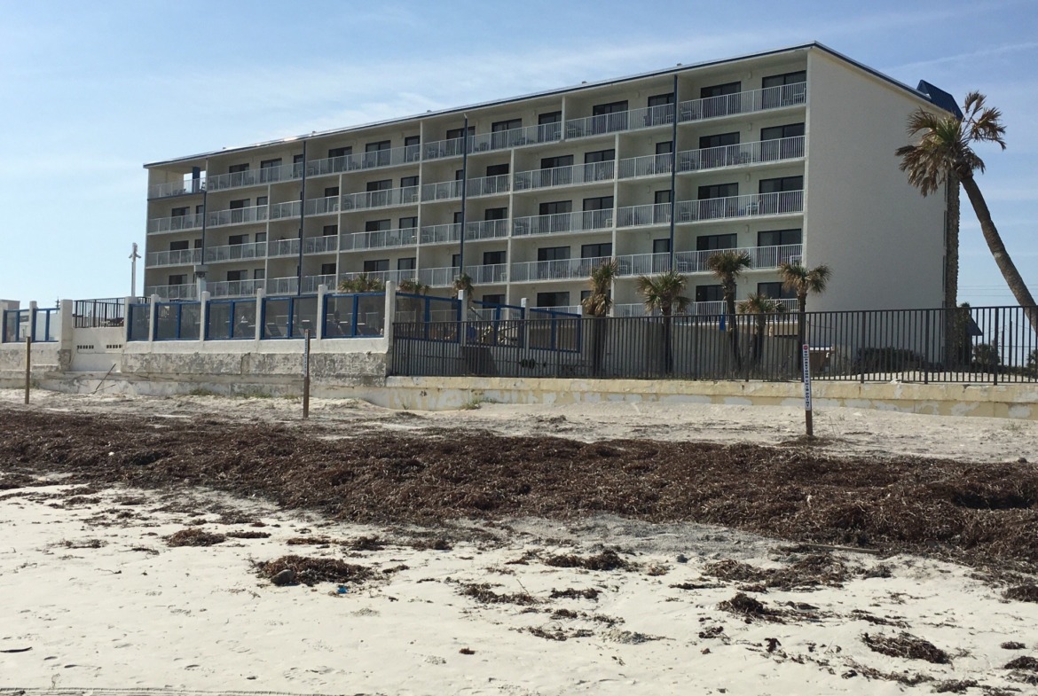 Catalina Beach Club Exterior Beach