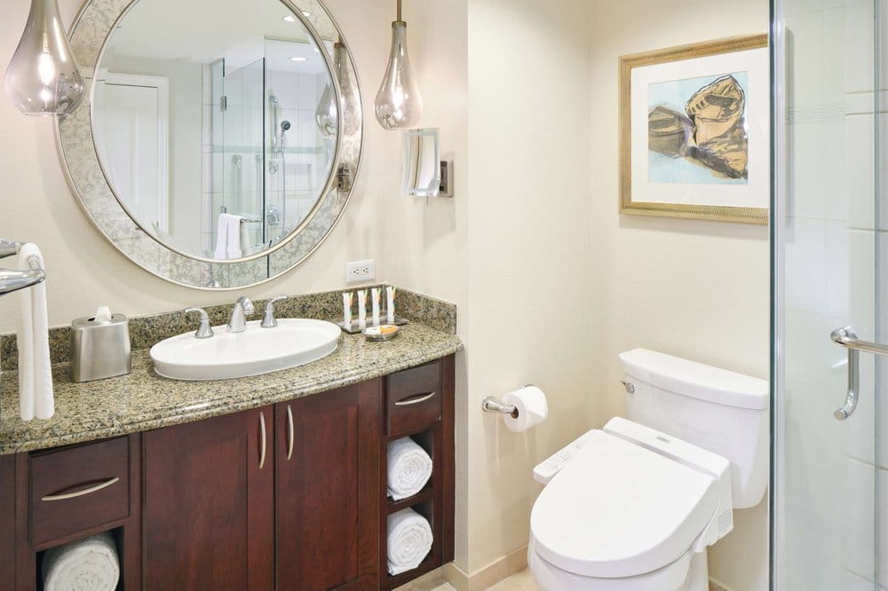 grand waikikian by hilton grand vacations bath