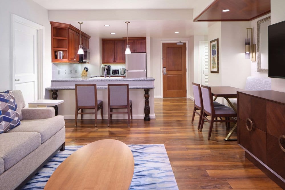 grand waikikian by hilton-grand vacations living room