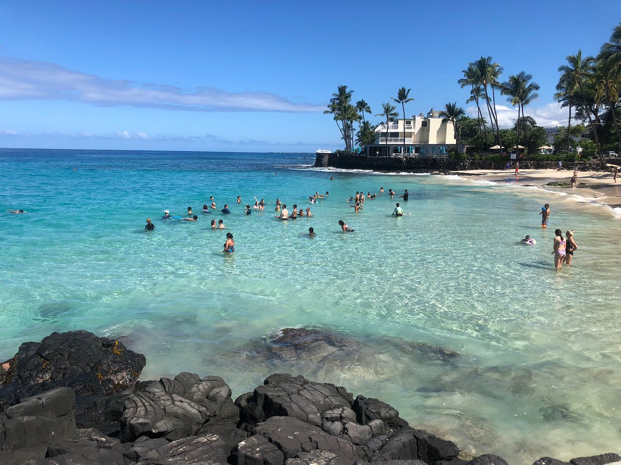 Outrigger Royal Sea Cliff beach area