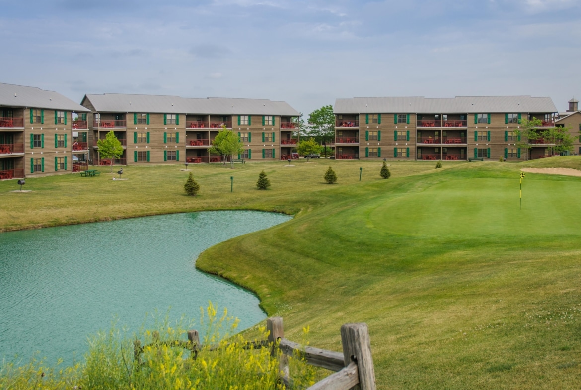 Fox River Resort Buildings