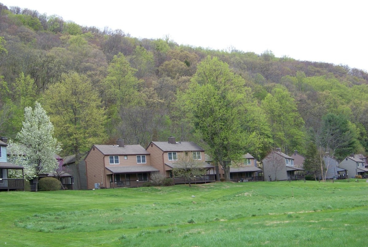 Depuy Village At Shawnee