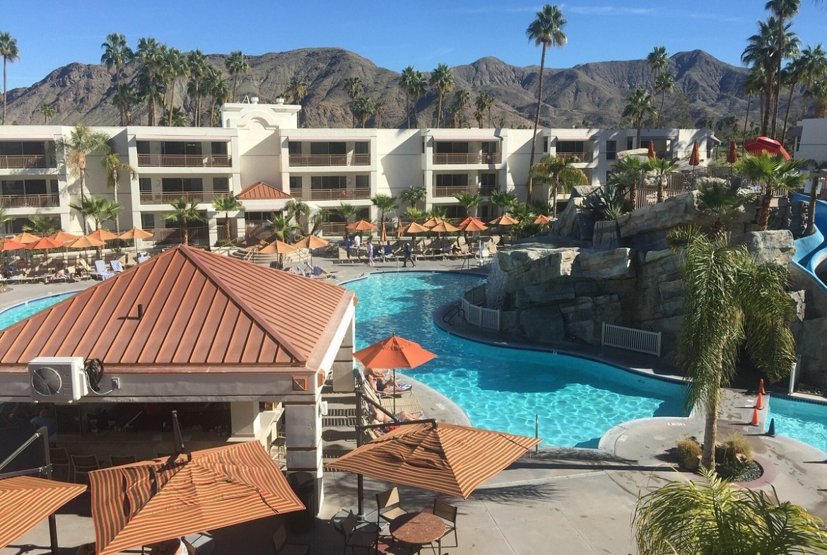 Palm Canyon Resort And Spa Exterior