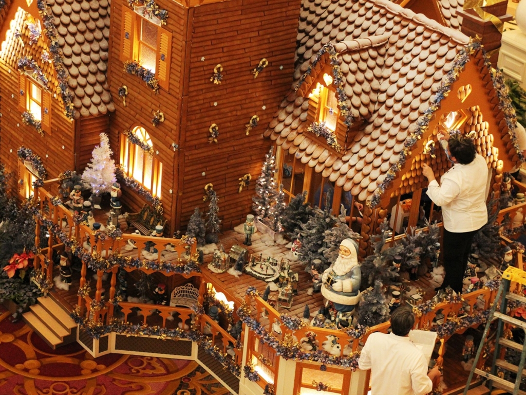 Grand Floridian Gingerbread House