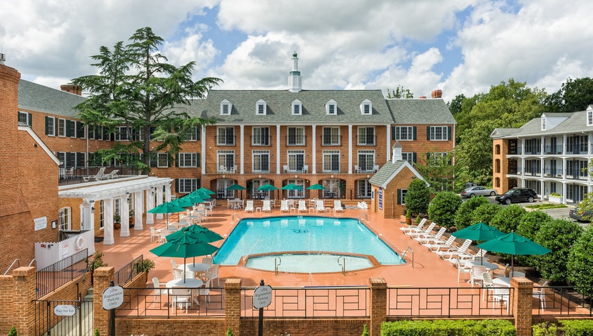 pool overview of westgate historic williamsburg