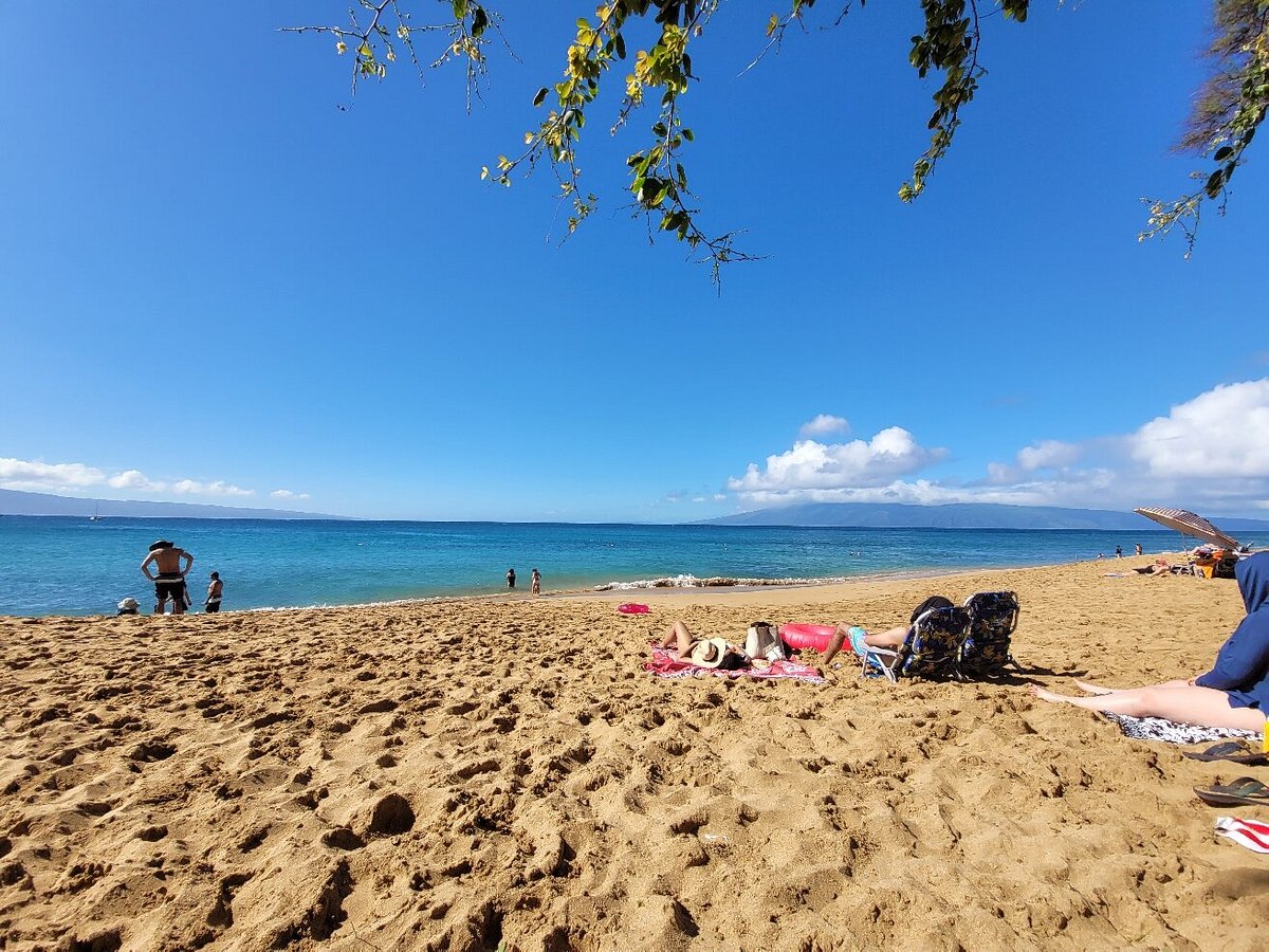 Diamond Kaanapali Beach Club beach